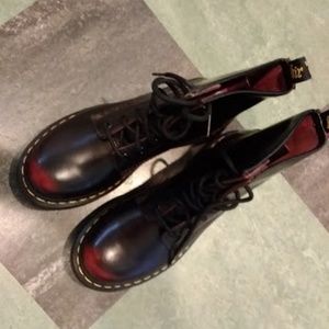 Doc Martens Oxblood/Cherry Red